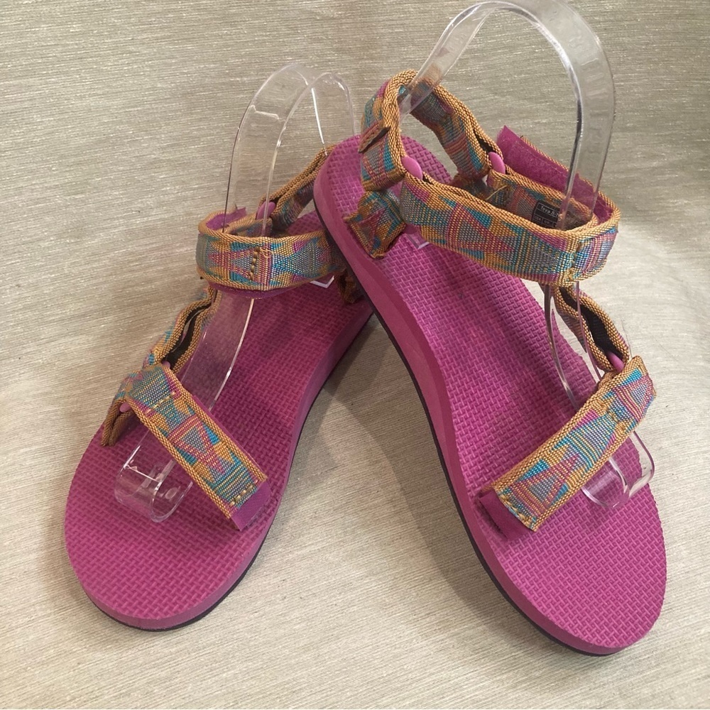 TEVA Sz 7 Original Universal  Colourful Velcro Closure Comfort Sandals